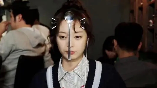 宋智孝剪短髮，全昭旻說她是為了討好金鐘國，故意模仿尹恩惠