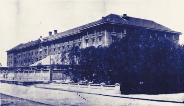 毛主席批閱李訥同學日記，寫下5句批語，發表後為何只刊登前3句？