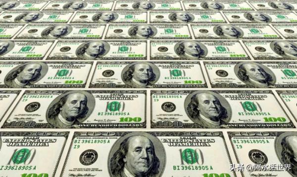 在一噸人民幣、一噸美元、一噸黃金中三選一，你會選擇哪個？