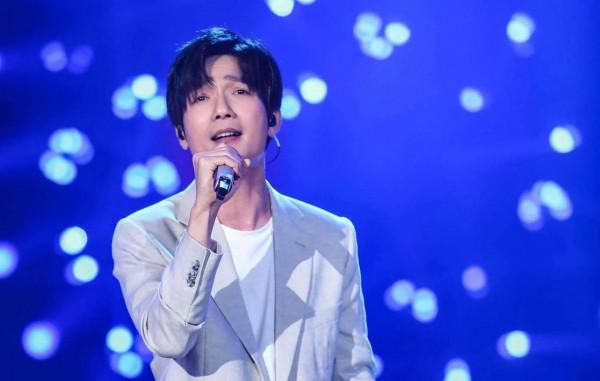 14年前，那個用才華打敗資本黑幕的陳楚生，才是永遠的神