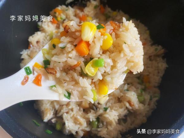 我家高中生最饞這道懶人燜飯，飯菜一鍋出，營養又好吃，做法簡單