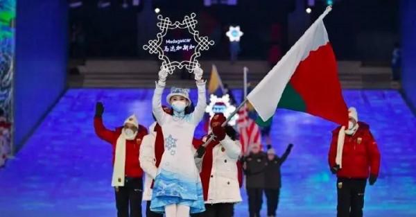 她為冬奧會開幕式設計&OpenCurlyDoubleQuote;雪花&rdquo;，還畫過這麼多神仙插畫