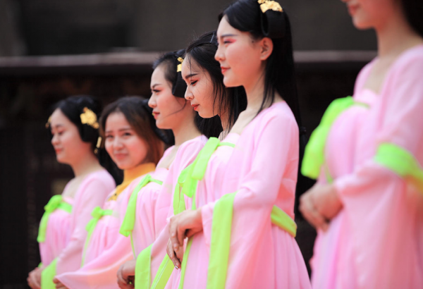 28歲女演員瘦身減肥，患乳腺癌離世，醫生：1“粗糧”怎能常吃