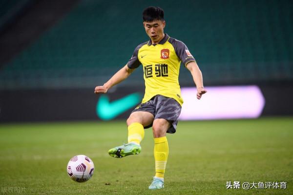 中超第十七輪最佳陣容：孫準浩一傳一射助山東泰山贏得天王山之戰