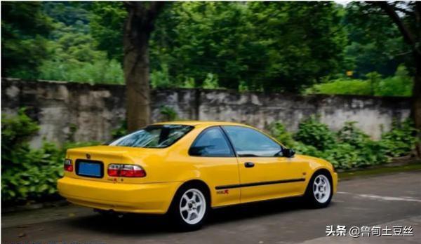 「轂銳馳」經典JDM─本田 EJ1 思域 車型賞析