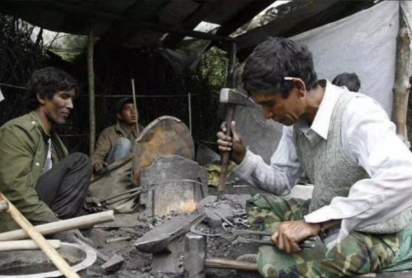 達曼人在邊境流浪200年，17年前才獲得中國國籍，如今過得如何？