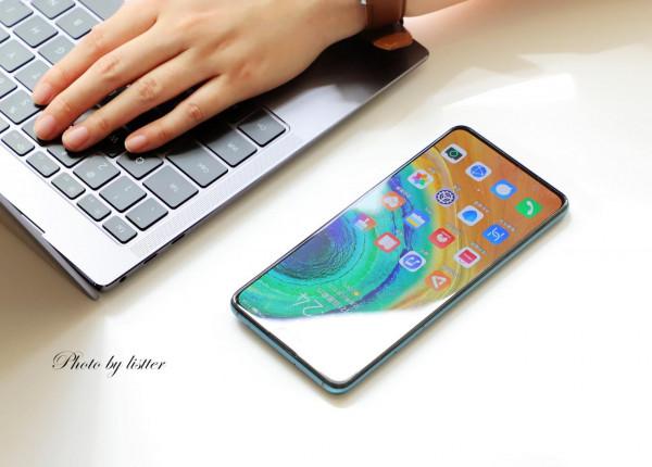 最新手機排名公佈，10月換機必備，買對不買貴