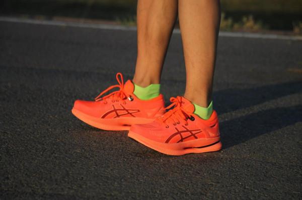 亞瑟士Metaride簡評:跑者長距離緩震首選 亞瑟士Metaride簡評:跑者長距離緩震首選