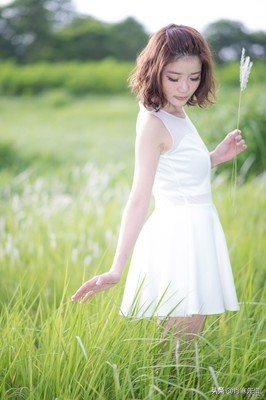 劉喜喜與富豪老公離婚後，離開富人遊戲圈，靠賣棗糕年入30萬