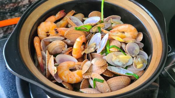 這一道焗海鮮在廣東出了名,手把手教你做出來,好吃味美又簡單 這一道焗海鮮在廣東出了名,手把手教你做出來,好吃味美又簡單