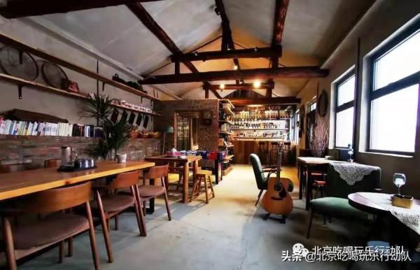 供銷社裡的酒館，能飲一杯無？