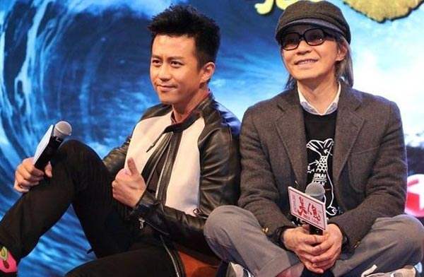 43歲鄧超喊妻子為“長官”，花式秀恩愛，讓人難忘