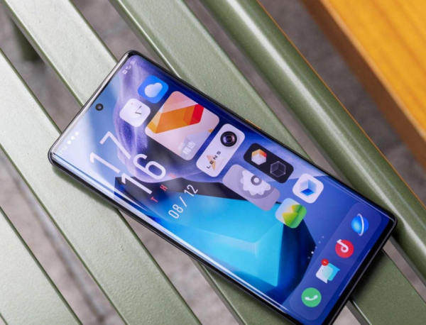 2022年首選這3款手機，最高跑分85W，最低僅2399元，還能再用3年