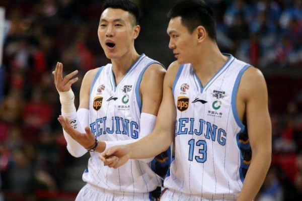 翟曉川朱彥西和女記者互懟!球技學不了詹姆斯,球品學學不成嗎? 翟曉川朱彥西和女記者互懟!球技學不了詹姆斯,球品學學不成嗎?