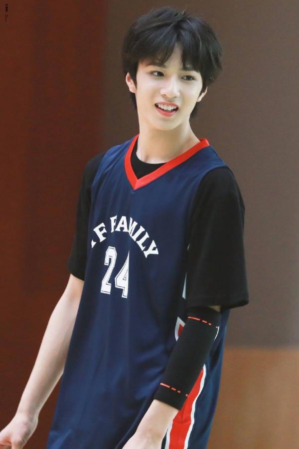 年僅16歲的男明星？你認識他嗎？