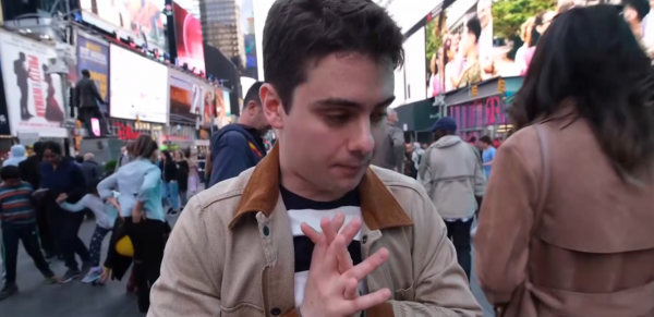 美國小夥認為中國食物不好吃,巨資買毛蛋讓老外吃,結果直呼真香 美國小夥認為中國食物不好吃,巨資買毛蛋讓老外吃,結果直呼真香