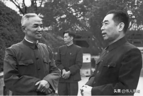 找到石油後,毛主席單獨約見李四光,笑談:你太極拳打得不錯啊 找到石油後,毛主席單獨約見李四光,笑談:你太極拳打得不錯啊