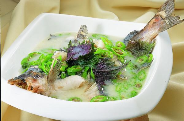 陽臺窗臺種這8種花，可涼拌可清炒還可泡茶，以花養人心情美麗