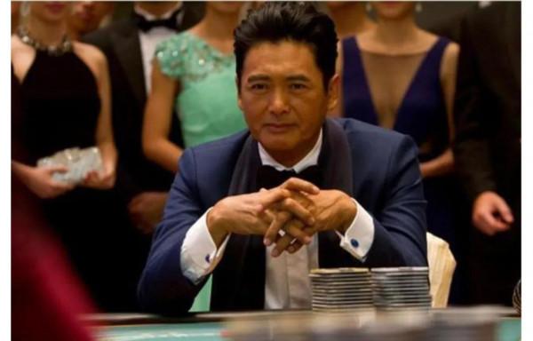 周潤發享譽亞洲，一生不與成龍合作，曾大罵劉德華：你算什麼東西