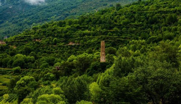 天路之行--川藏北線317+阿里南線+川藏南線318 第六篇 碉樓之鄉