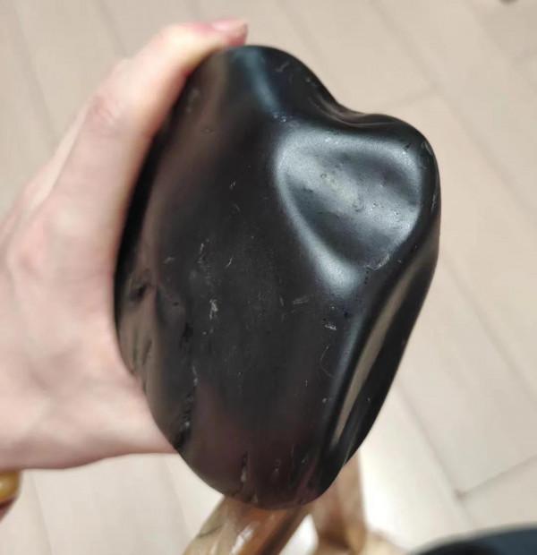 和田籽料之墨碧籽