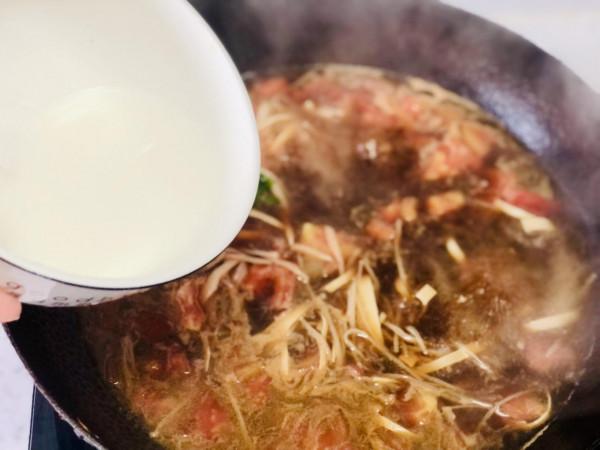 河南大席的壓軸菜,人送外號“滾蛋湯”,名字奇特,做法講究 河南大席的壓軸菜,人送外號“滾蛋湯”,名字奇特,做法講究