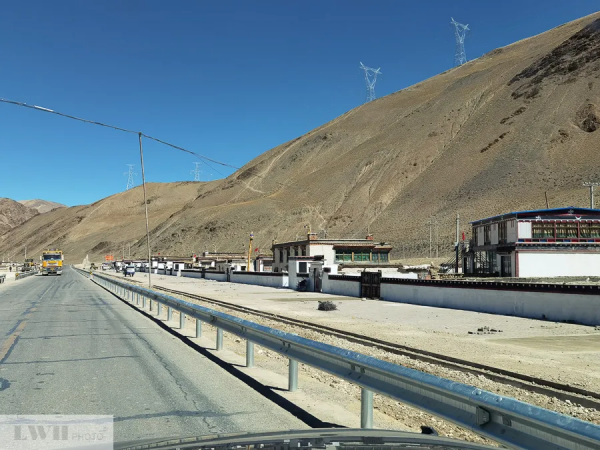 兩個人，一輛車，阿里北線無人區穿越