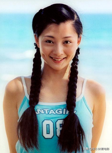 殷桃：軍藝校花也自卑？三奪“視後”大滿貫，離異後41歲仍單身