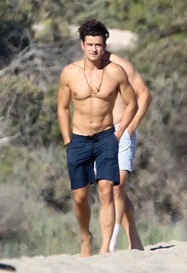 44歲的Orlando Bloom親自為一歲女兒佈置房間,享受為女兒付出 44歲的Orlando Bloom親自為一歲女兒佈置房間,享受為女兒付出