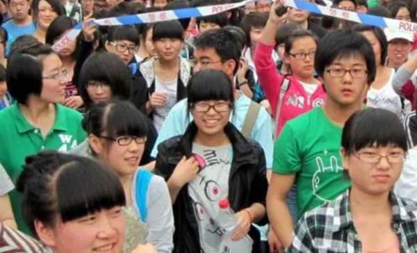 中國應試教育不公平？看了美國的寒門學子，才知道什麼是“絕望”