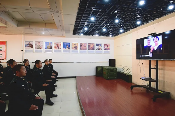 授銜!我宣誓…… 授銜!我宣誓……