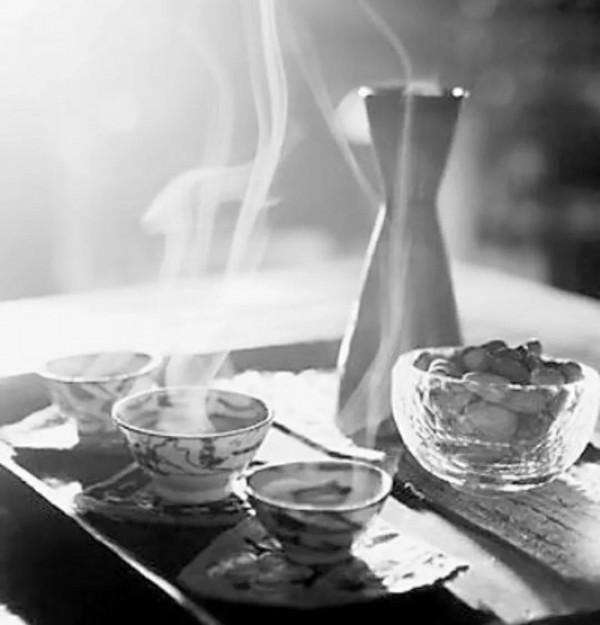 餘秀華的一首情詩：想和你種向日葵和玫瑰，一起披落日秋風