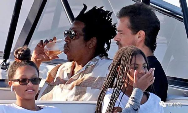 45歲“矽谷第一單身漢”辭任CEO:精英鮮肉為啥變中年“糙漢”? 45歲“矽谷第一單身漢”辭任CEO:精英鮮肉為啥變中年“糙漢”?