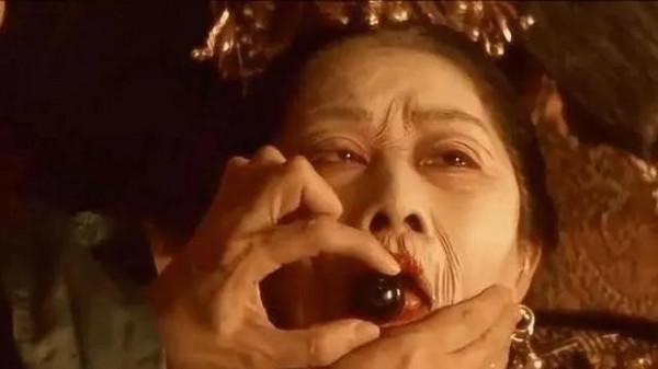 慈禧的最後一天:早晨在處理光緒後事,傍晚嘴裡就含上了夜明珠 慈禧的最後一天:早晨在處理光緒後事,傍晚嘴裡就含上了夜明珠