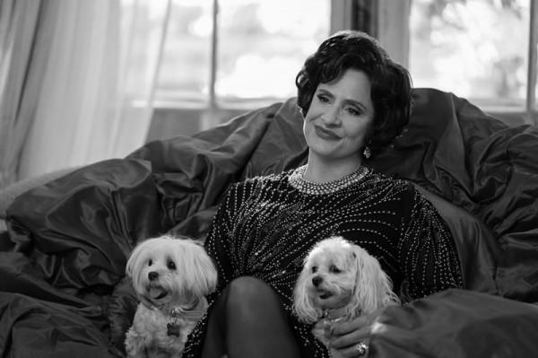 14年前,身家40億的美國吝嗇女王去世,4個孫子看到遺囑很不高興 14年前,身家40億的美國吝嗇女王去世,4個孫子看到遺囑很不高興