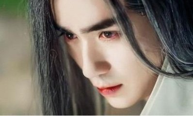 演技大爆發，這6位一人分飾多角出神入化，性格迥異讓人眼前一亮