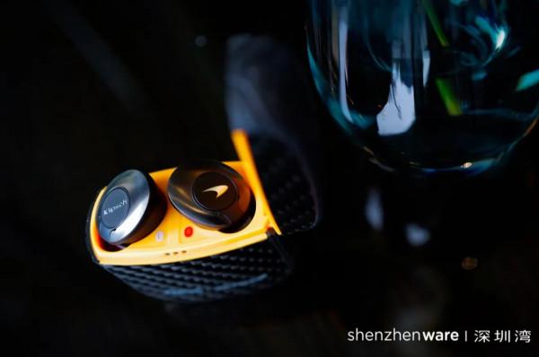 盧米埃影院的音響、兩千多元的 TWS 耳機、邁凱倫的聯名，我們與傑士聊了聊高階打法