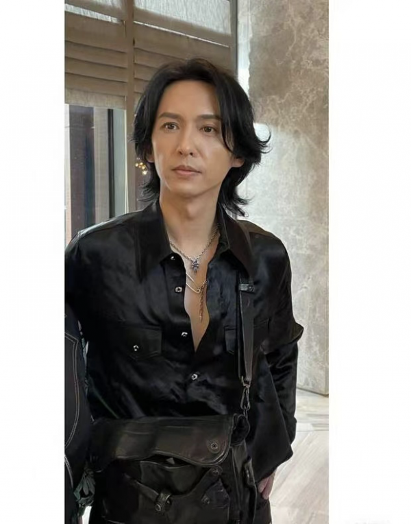 《披荊》成團之夜路透，張智霖黃貫中鬥志昂揚，17位哥哥即將出道