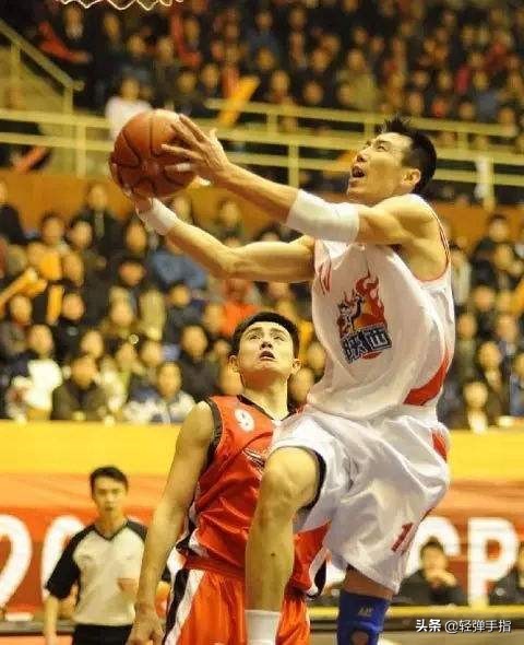 人物|17歲學籃球,42歲退役,換過8支球隊,被稱作CBA“活化石” 人物|17歲學籃球,42歲退役,換過8支球隊,被稱作CBA“活化石”