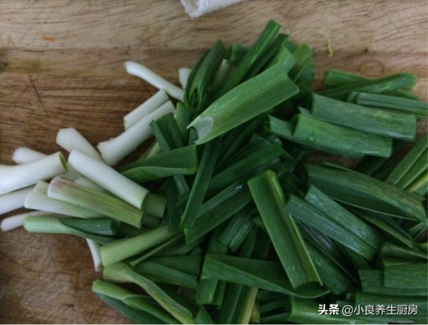 湖北人最愛的五花肉吃法,營養又美味,解饞開胃,全家人都誇讚 湖北人最愛的五花肉吃法,營養又美味,解饞開胃,全家人都誇讚