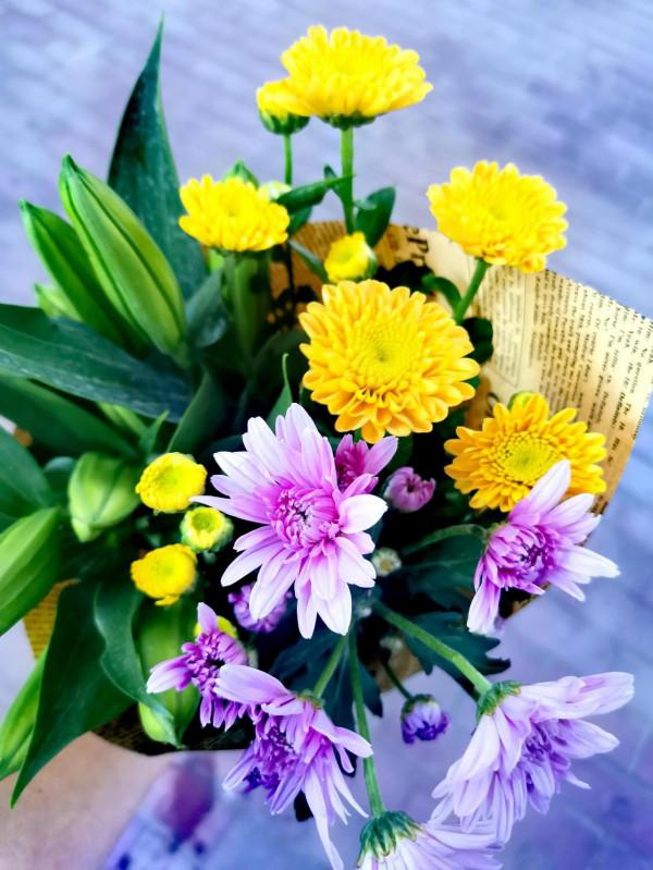 疫情當下，家人健康，工作穩定，家庭和睦是最重要的