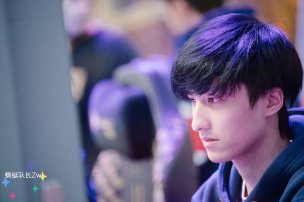 Dota2-CN再出天才少年?水友:從lou神身上看到了Ame的影子 Dota2-CN再出天才少年?水友:從lou神身上看到了Ame的影子