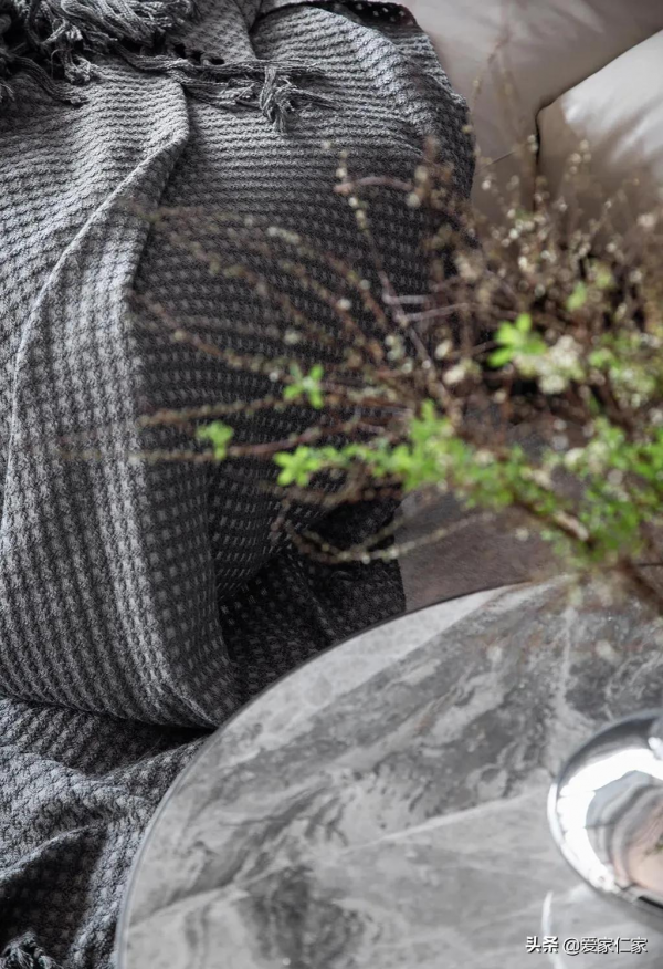 高階灰+霧霾藍,打破冬日沉悶,溫柔高階 高階灰+霧霾藍,打破冬日沉悶,溫柔高階