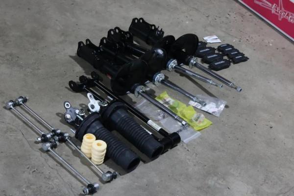 「情懷玩車」翻新復活2002年的豐田佳美，絕代神車，氣質非凡