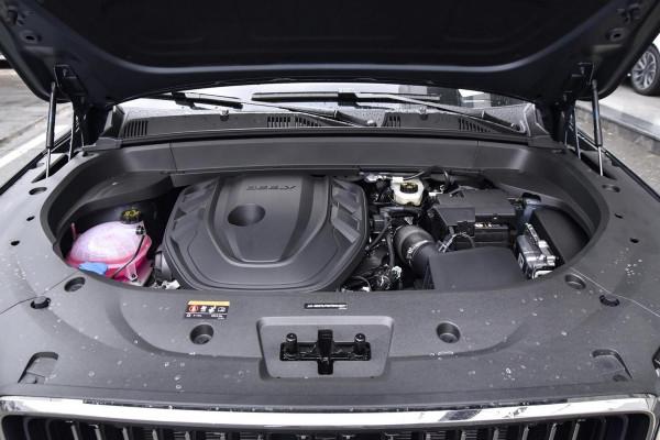 面子裡子都有，星越L全系2&period;0T動力，內飾豪華，不足14萬起