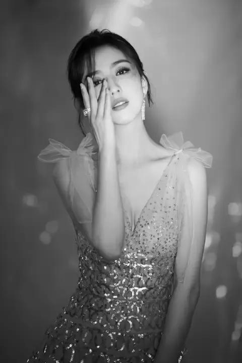 美麗動人 絕色佳人佟麗婭 美麗動人 絕色佳人佟麗婭