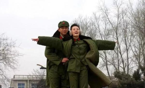 鄧超:攜手孫儷走過17年,養育一兒一女,風光背後是辛酸 鄧超:攜手孫儷走過17年,養育一兒一女,風光背後是辛酸