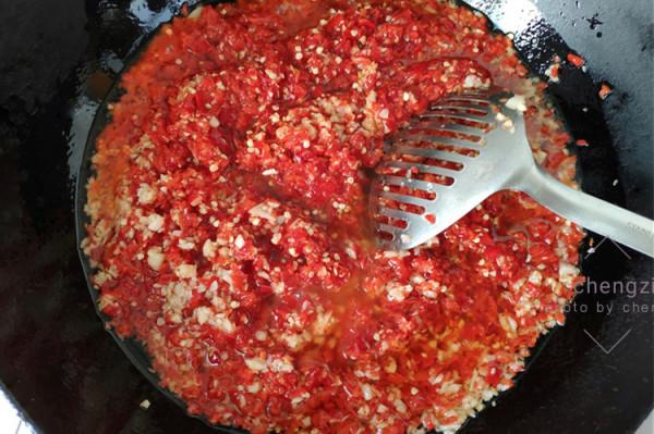 秋天又該做辣椒醬了！學會這個做法，香辣解饞，老乾媽都不想買了