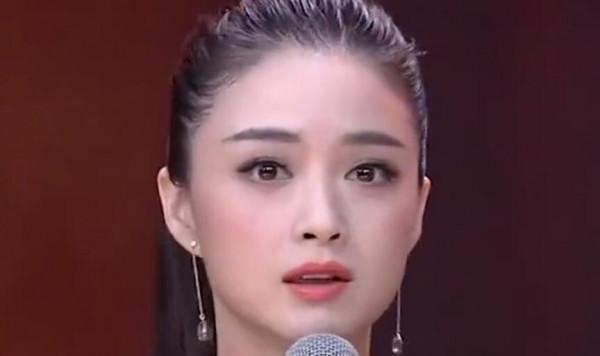 5位女星未成名前的樣子，王豔告訴你啥才叫美，看到謝娜我笑了