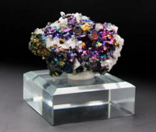 差點撞名的斑銅礦